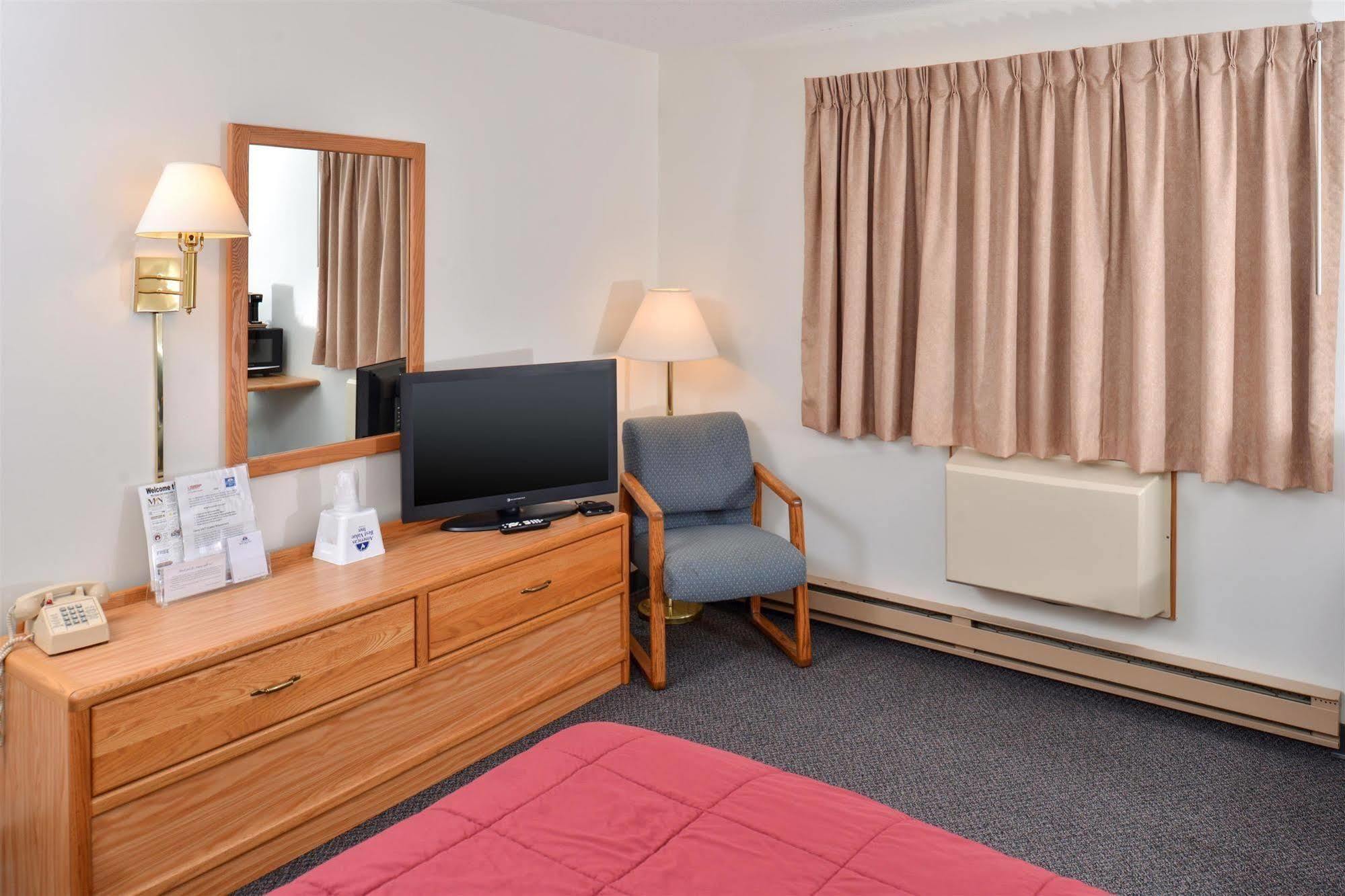 Sauk River Inn & Suites, A Travelodge By Wyndham Sauk Centre Экстерьер фото