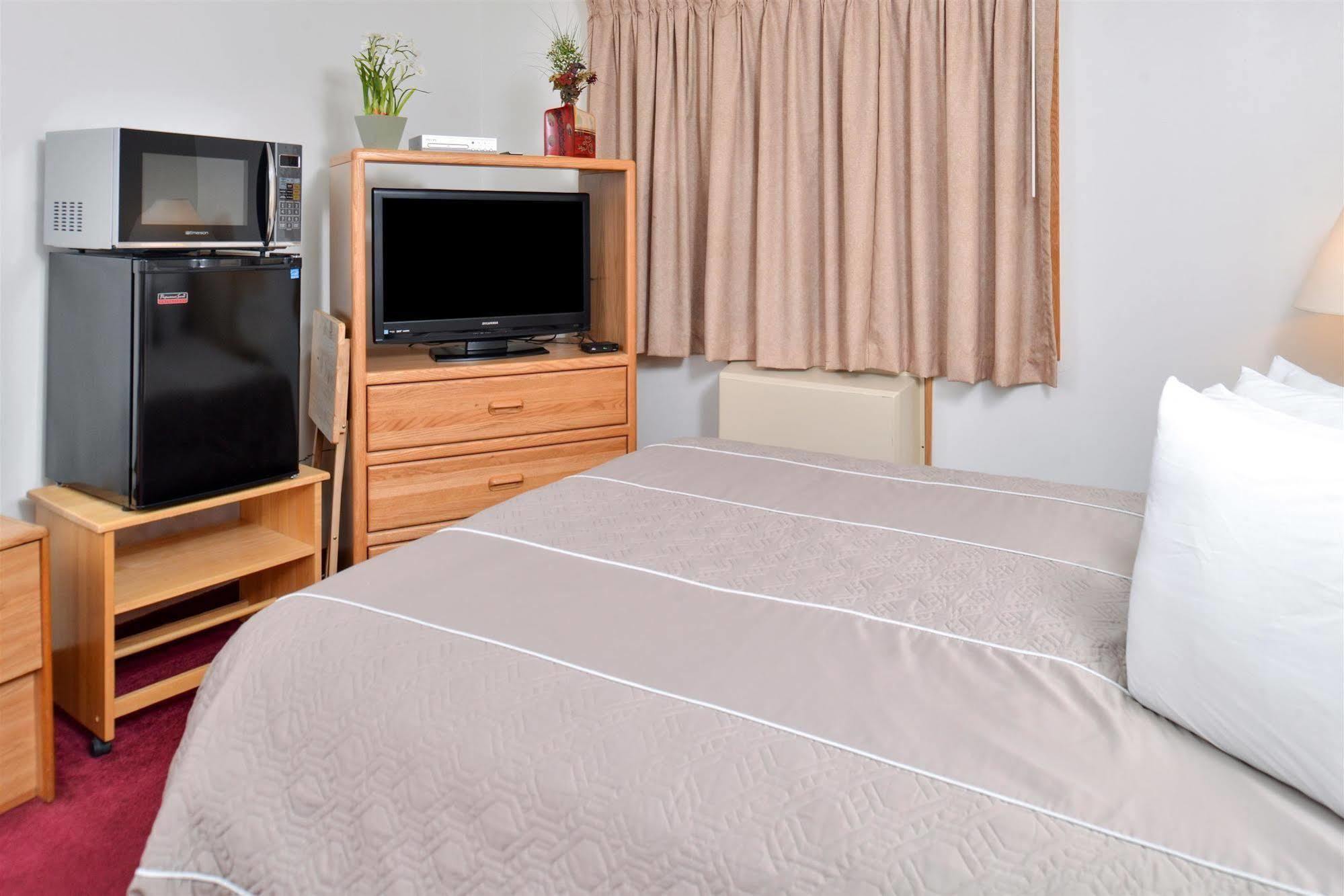 Sauk River Inn & Suites, A Travelodge By Wyndham Sauk Centre Экстерьер фото
